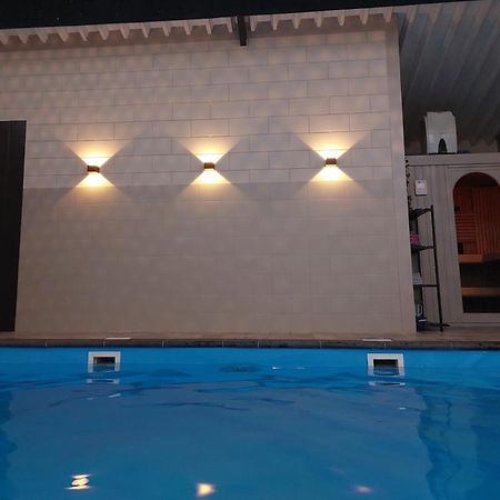 Luxe Gastenverblijf In Het Hart Van Friesland 阿克伦 外观 照片