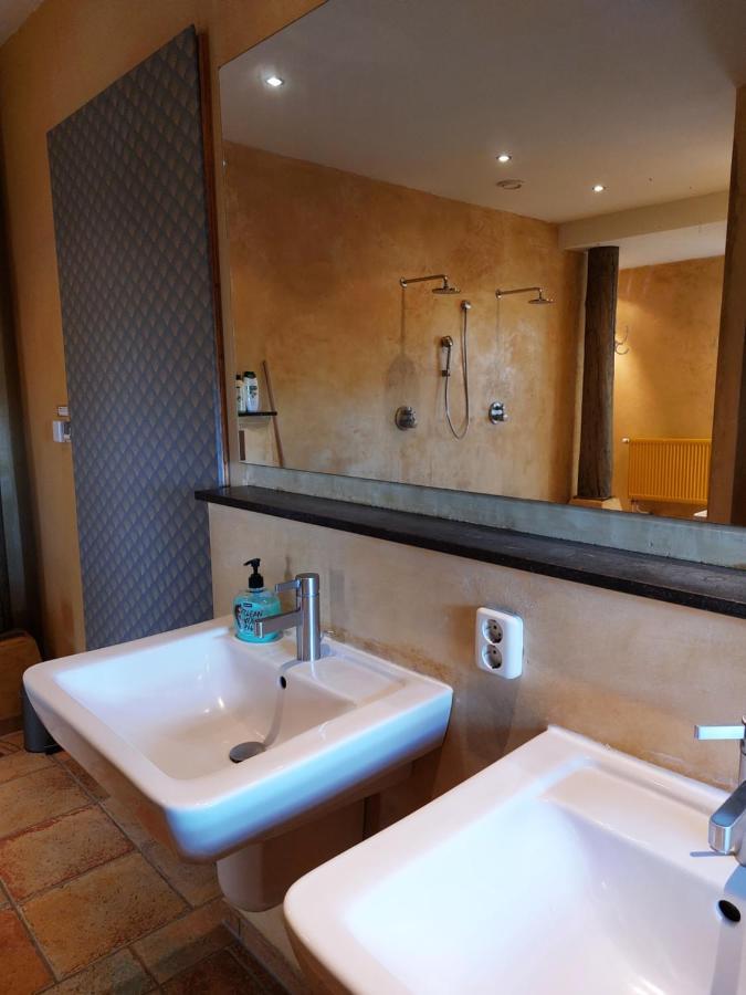 Luxe Gastenverblijf In Het Hart Van Friesland 阿克伦 外观 照片