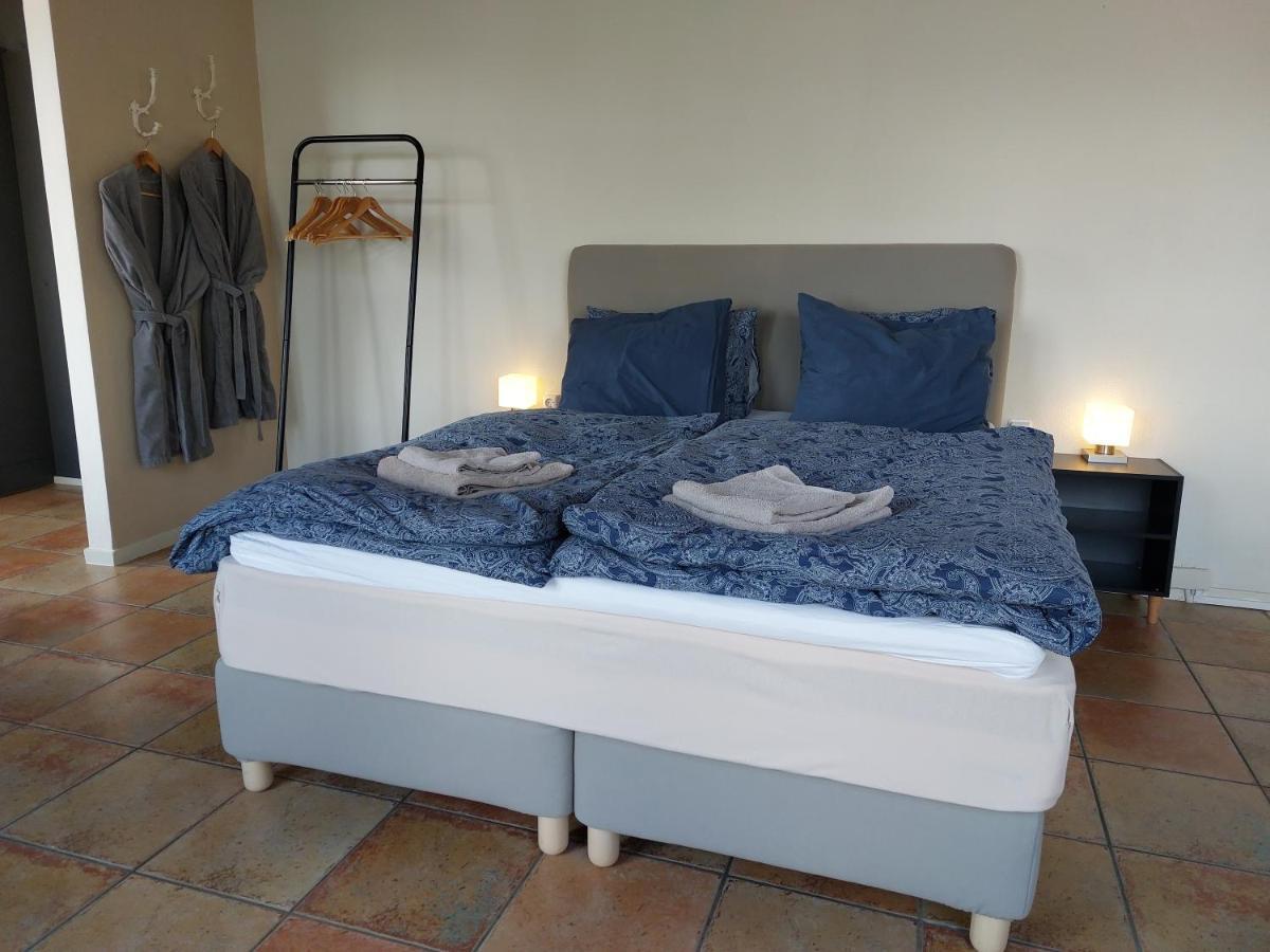 Luxe Gastenverblijf In Het Hart Van Friesland 阿克伦 外观 照片